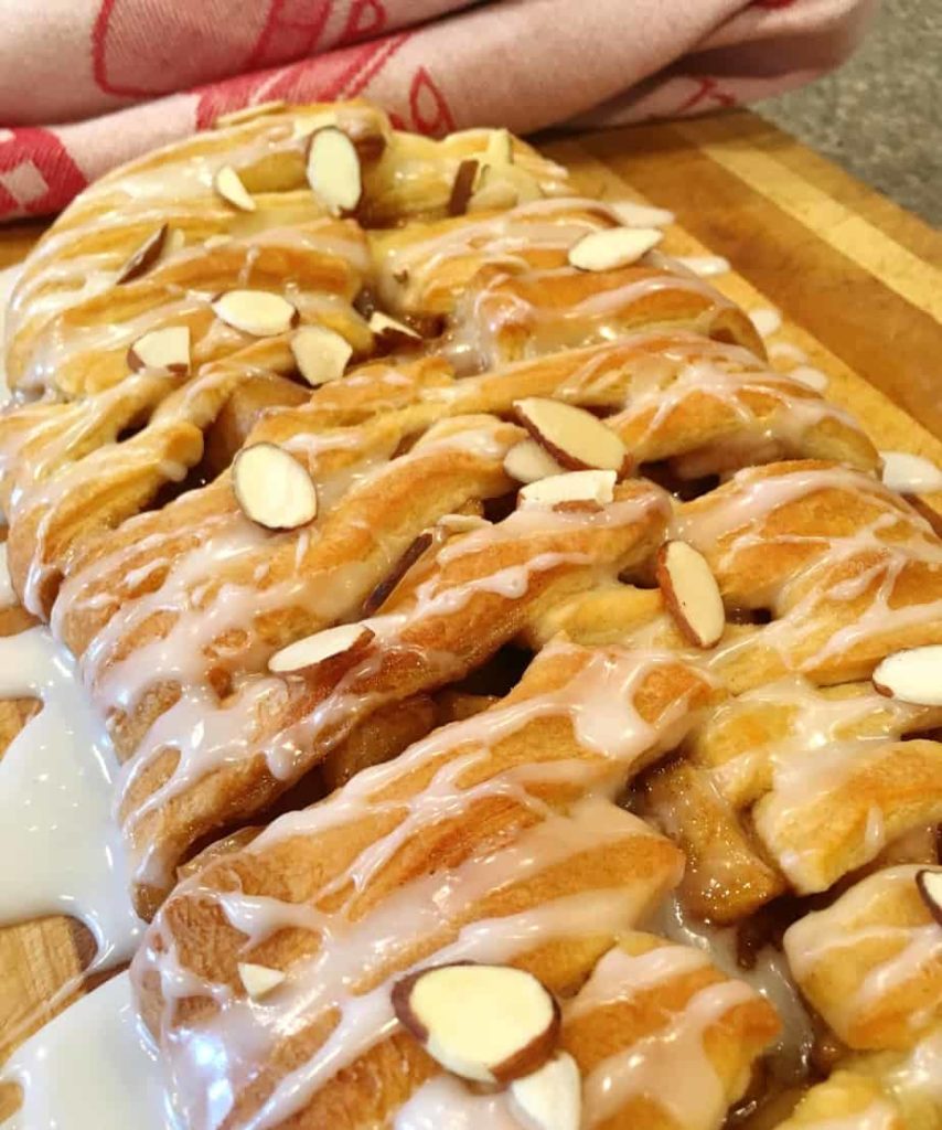 Fresh Apple Danish Norines Nest