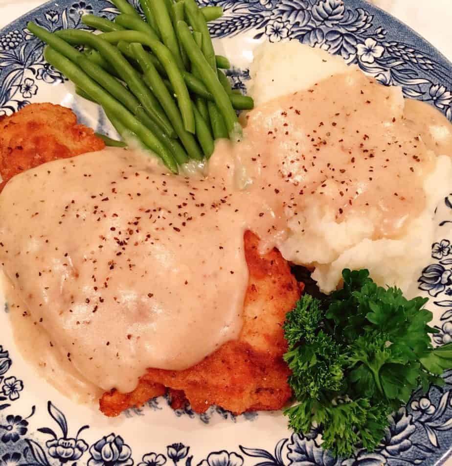 Chicken Fried Chicken With Creamy Gravy Norines Nest 8244