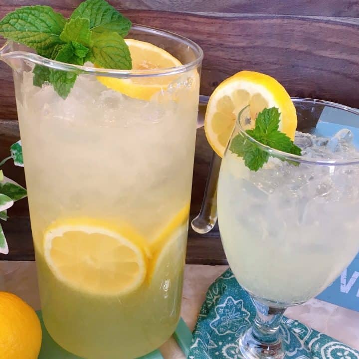 Fresh Homemade Lemonade Recipe | Norine's Nest