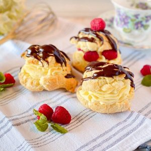 Chocolate Topped cream puffs with vanilla custard