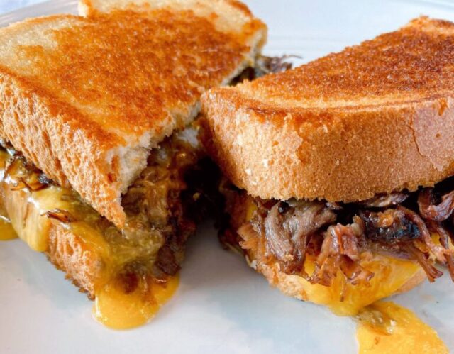 Roast Beef Grilled Cheese Sandwiches | Norine's Nest