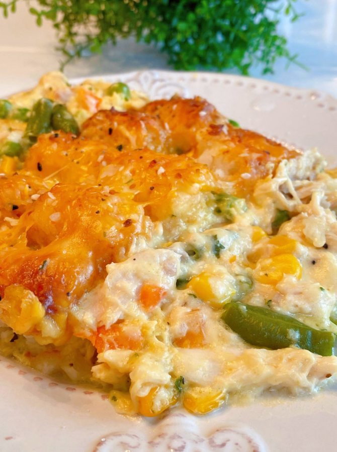 Tater Tot Chicken Pot Pie Casserole | Norine's Nest