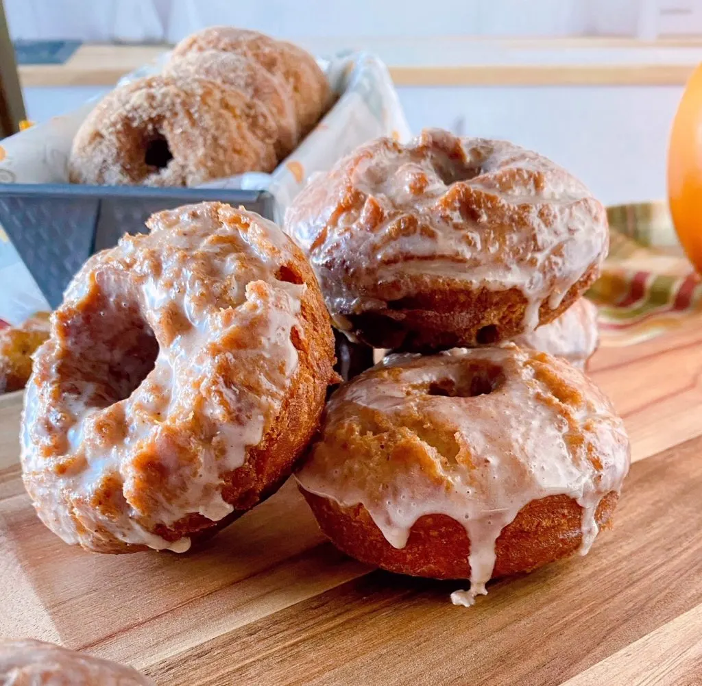 https://www.norinesnest.com/wp-content/uploads/2022/09/Pumpkin-Spice-Donuts-2022-6-1024x1001.jpg.webp
