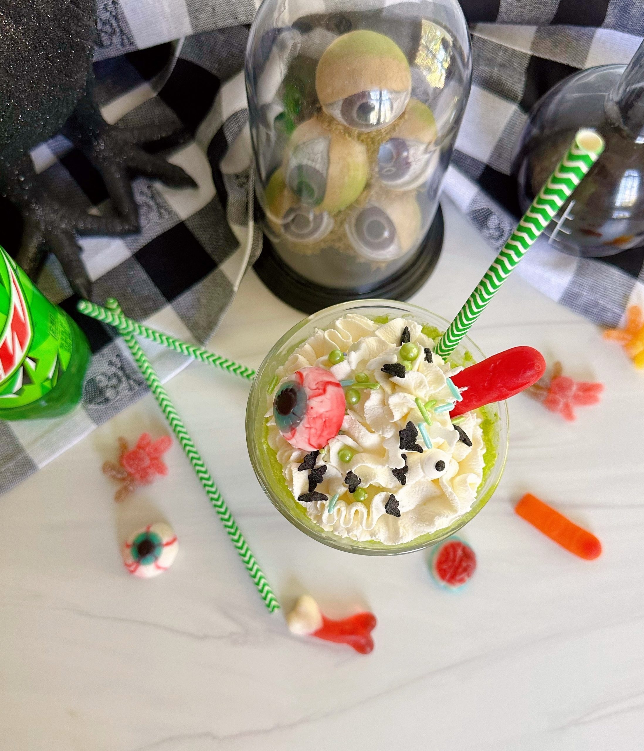 Spooky Mountain Dew Ice Cream Float | Norine's Nest