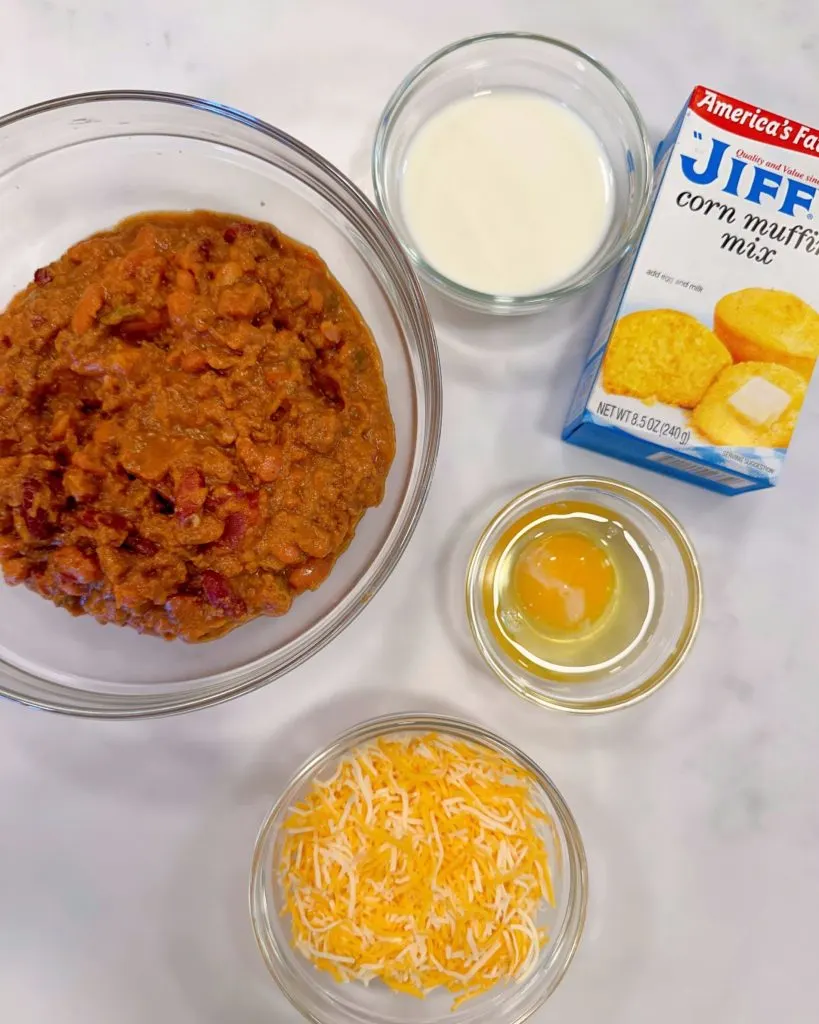 Ingredients for Chili Cornbread Cups.